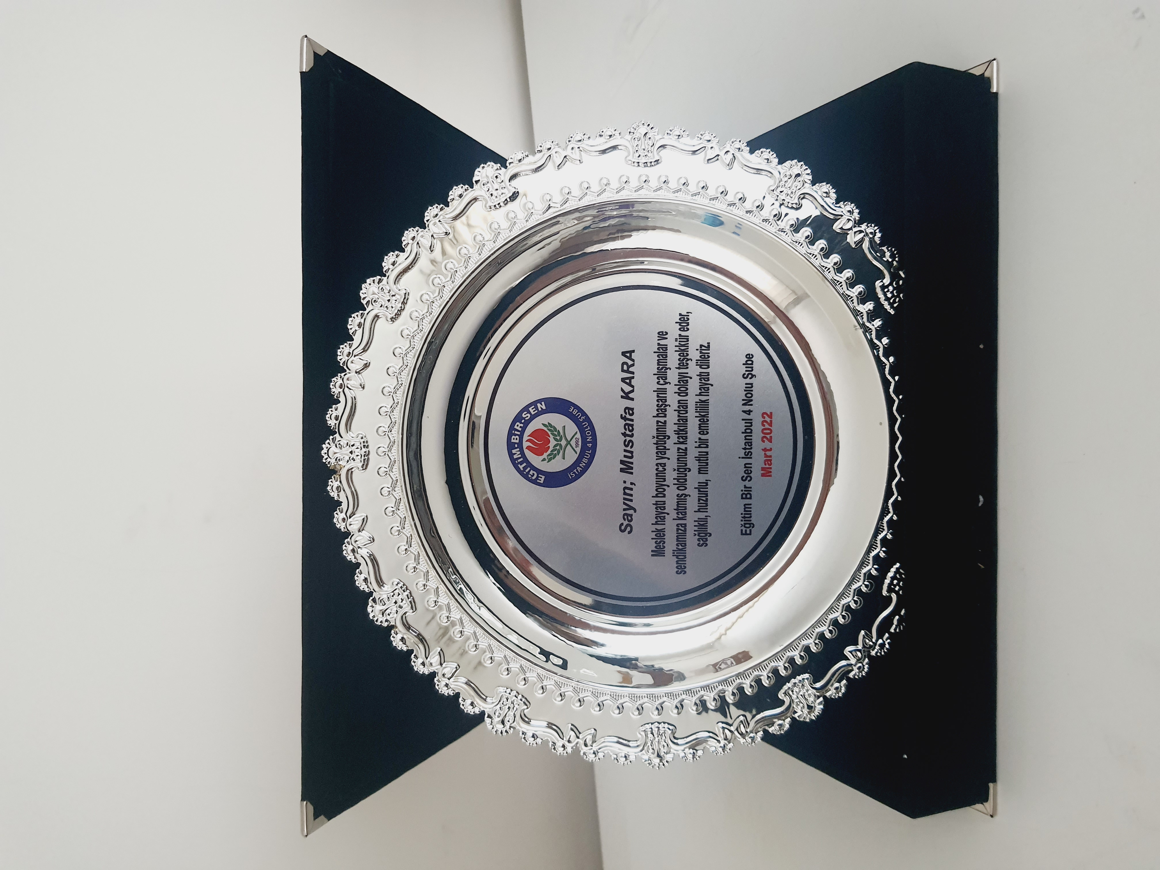 Gümüş Renk Metal Tabak Plaket 